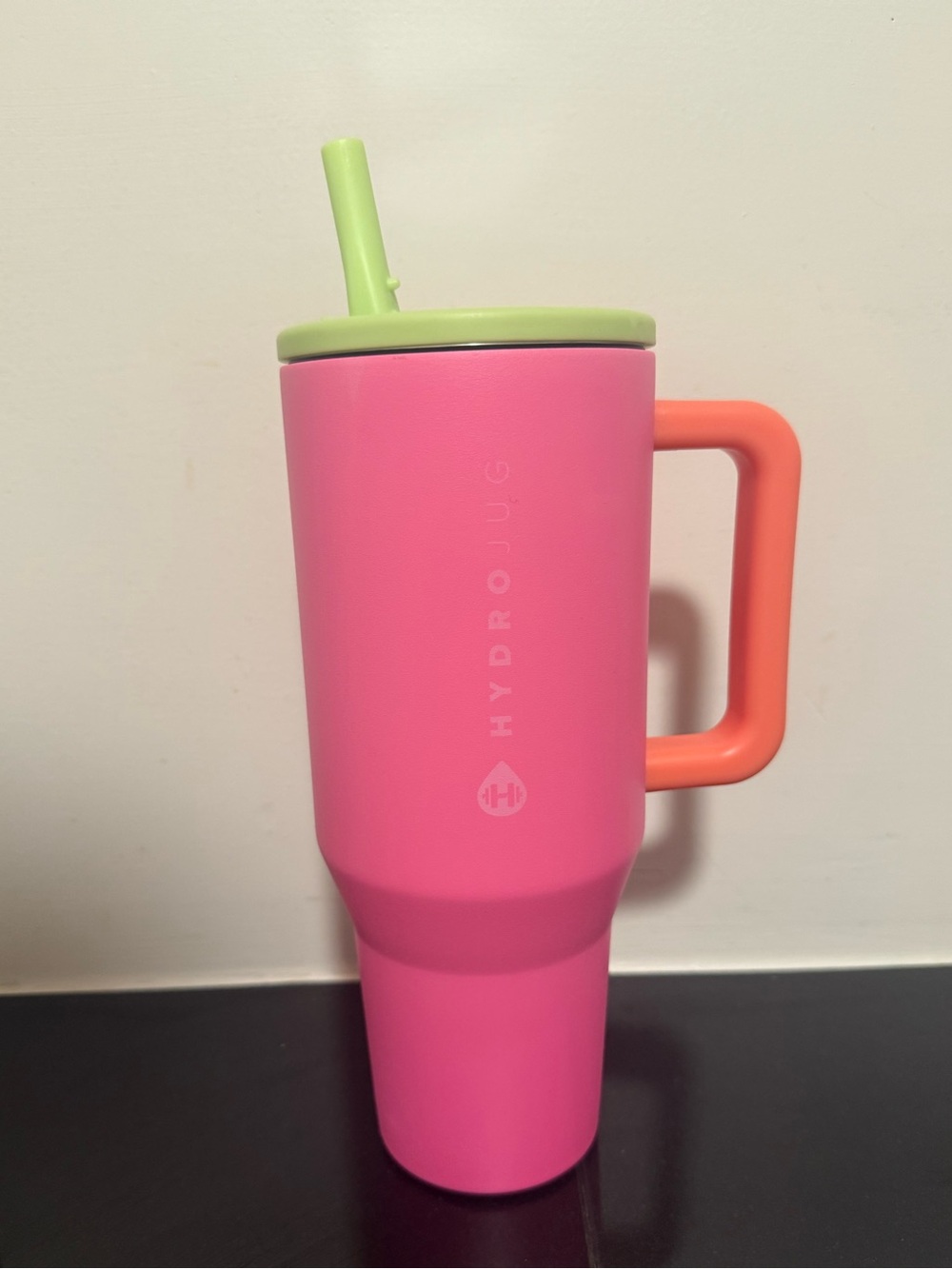 HydroJug Pink Travel Mug W/ Built in Straw with Green Lid Coral Handle 40fl oz